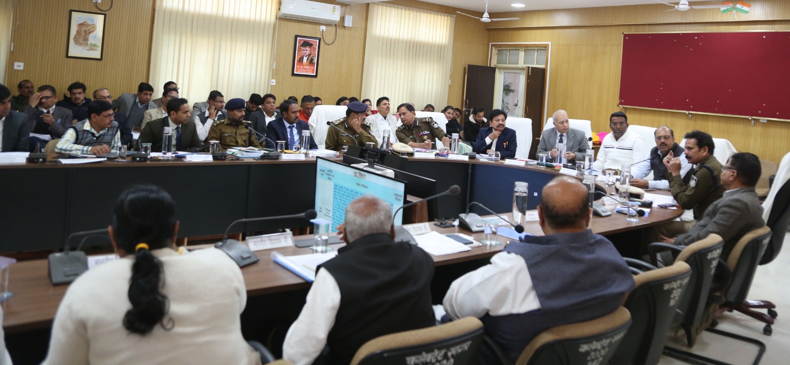 परिवहन एवं पुलिस