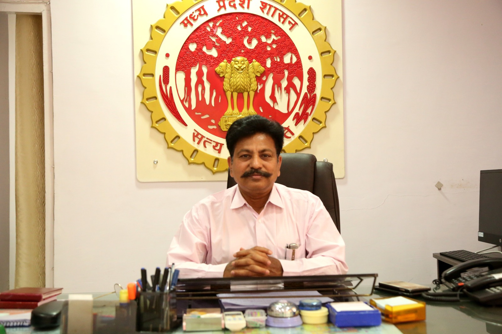 संभाग अंतर्गत सभी विद्यालयों में एसटीडीएस योजना का क्रियान्वयन करें - संभागायुक्त डॉ. रावत