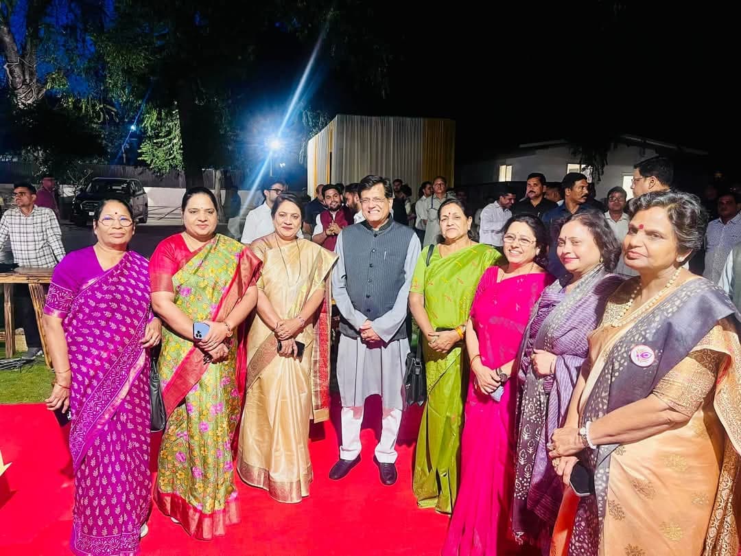 सागर सांसद डॉ. लता वानखेड़े ने सांसदों के साथ कमल सखी मंच कार्यक्रम में भाग लिया